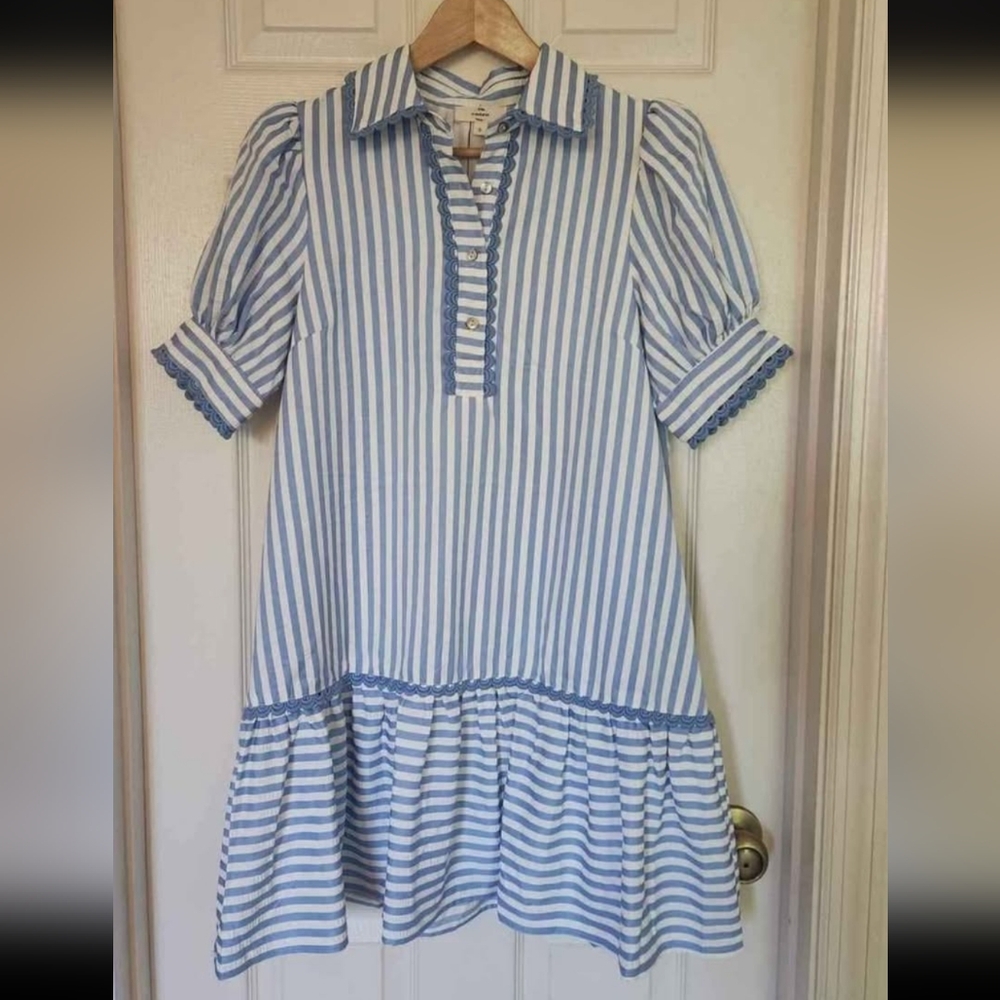 NWOT entro Blue and White Striped Puff-Sleeve Tiered Dress NWOT - Picture 2 of 6